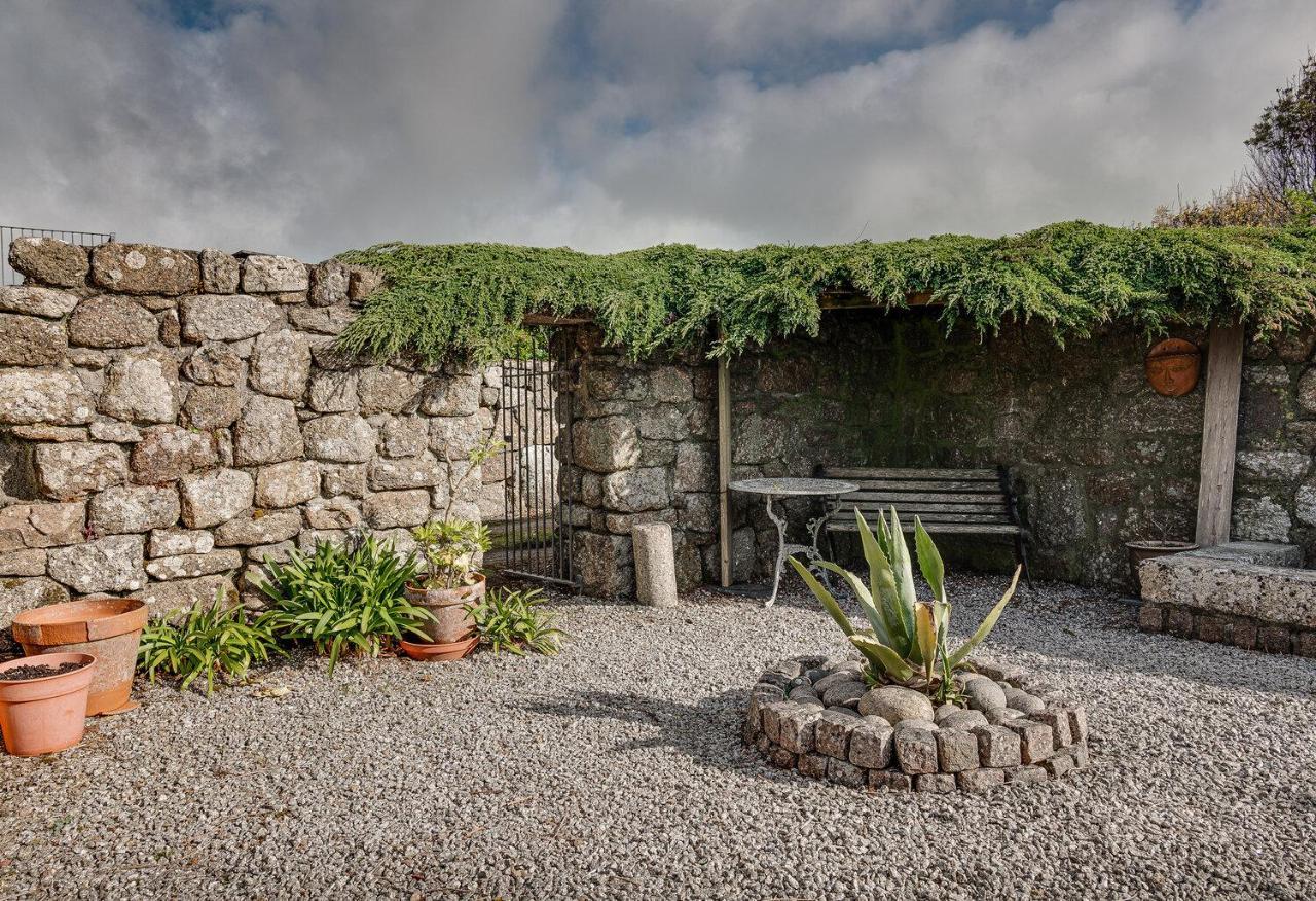 Holiday home Porthcurno Barns, The Big Barn - Spacious & Cosy Cottage, Walk To Porthcurno Beach, Pedn Vouder & Minack Theatre